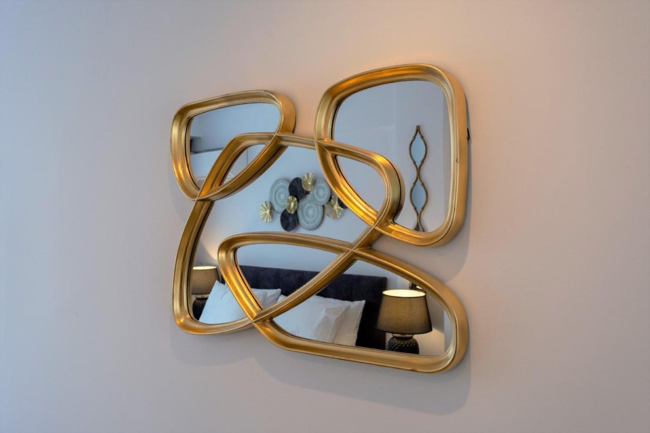 Dema Luxury Suites - Perikleous E8 雅典 外观 照片
