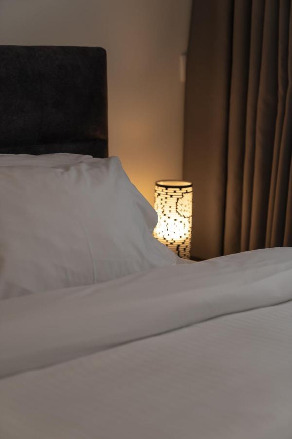 Dema Luxury Suites - Perikleous E8 雅典 外观 照片