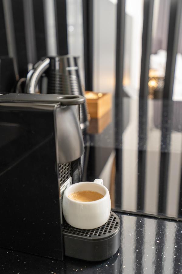 Dema Luxury Suites - Perikleous E8 雅典 外观 照片