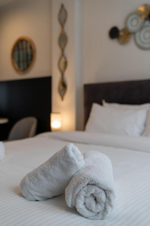Dema Luxury Suites - Perikleous E8 雅典 外观 照片